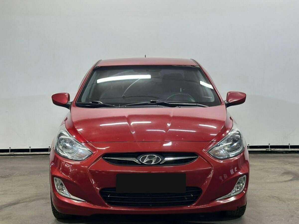 Hyundai Solaris, 2013 - фото №2