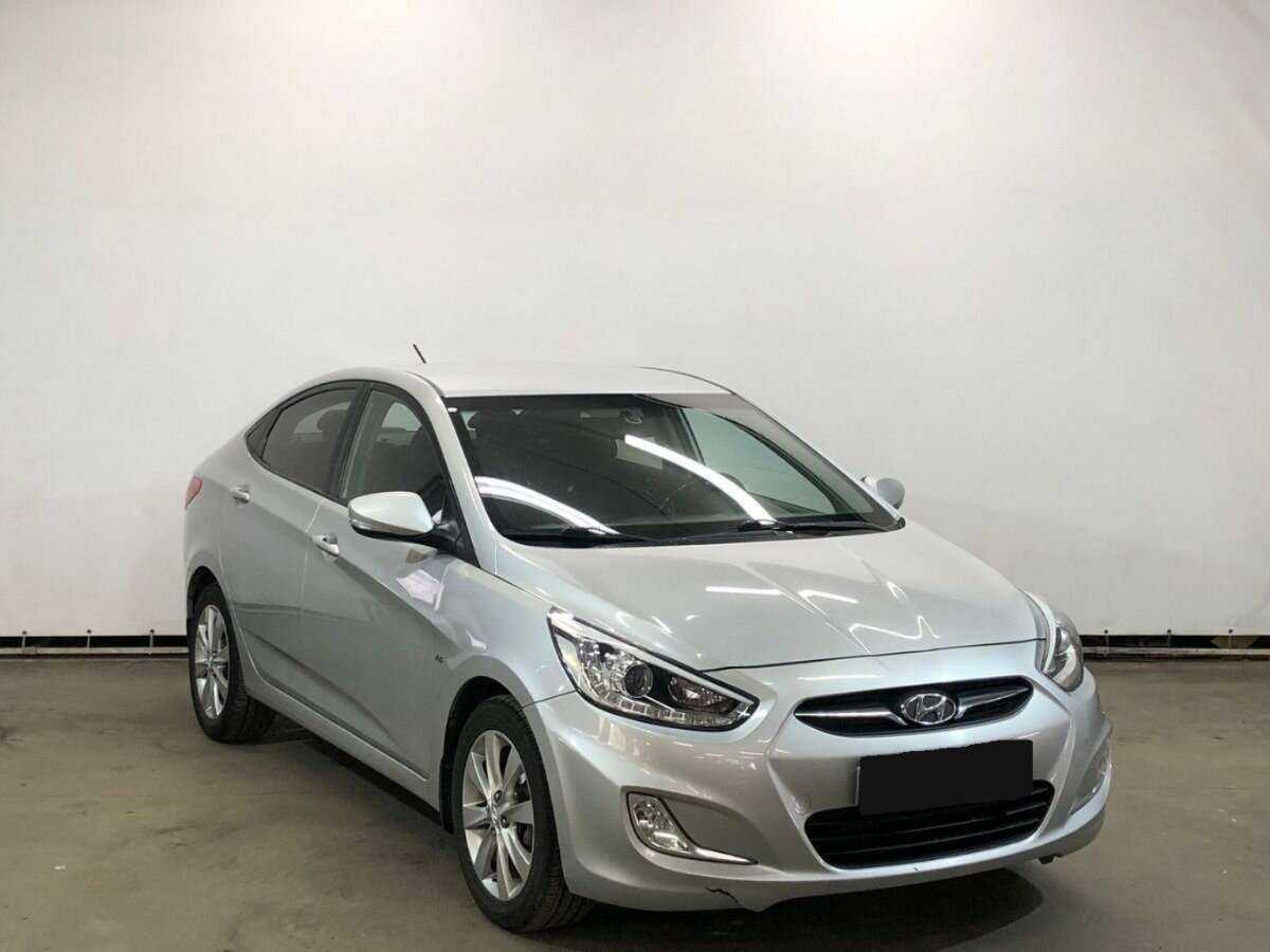 Hyundai Solaris, 2014 - фото №3