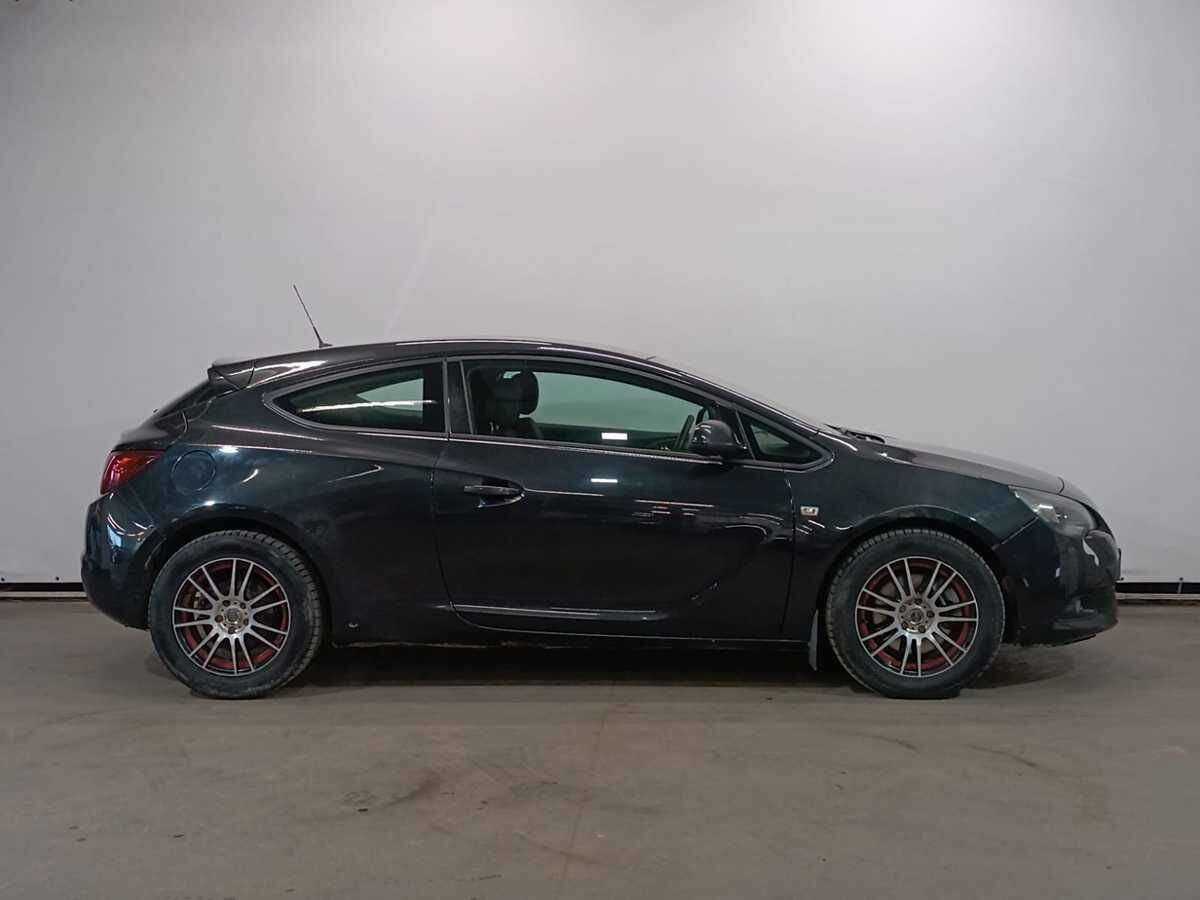 Opel Astra GTC, 2012 - фото №4