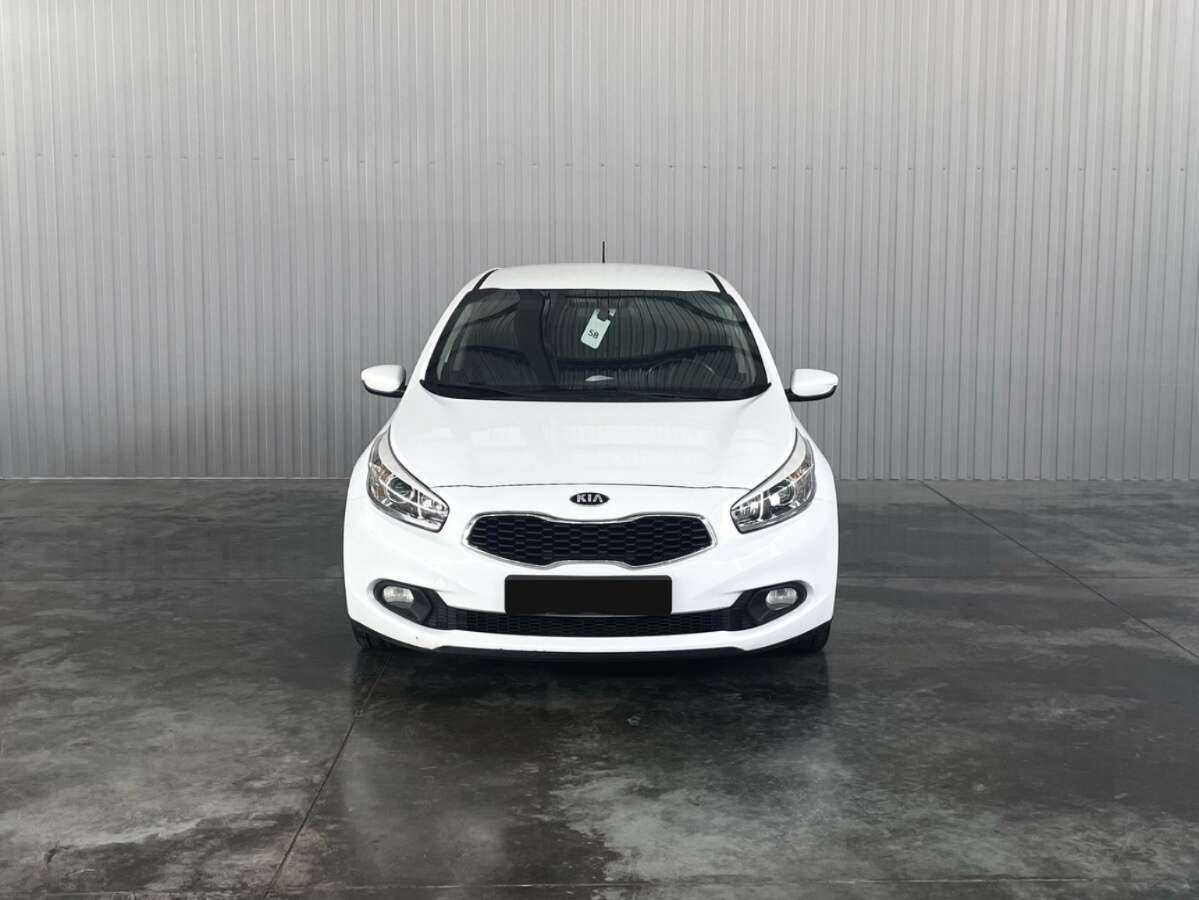 Kia Ceed, 2013 - фото №2