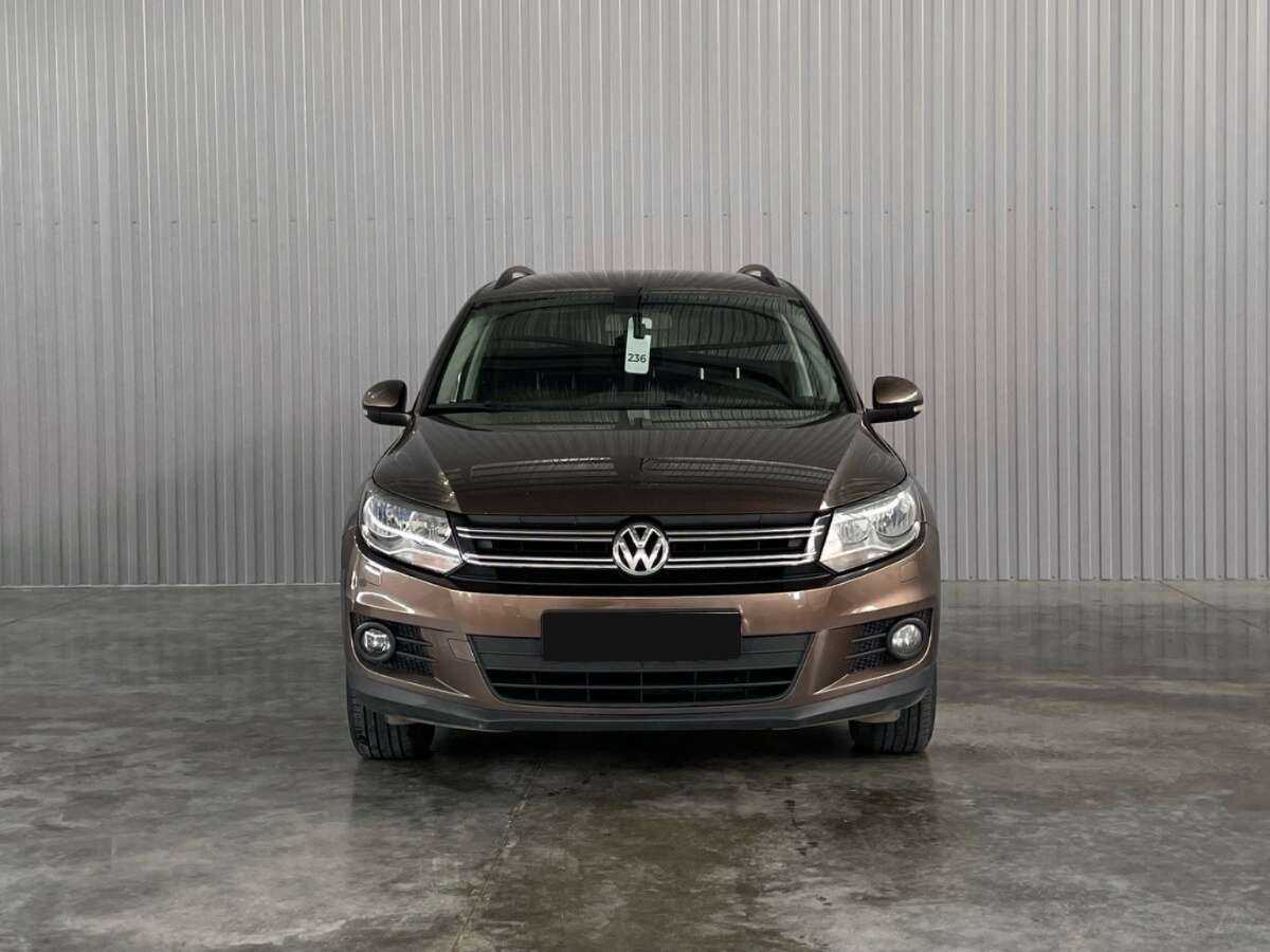 Volkswagen Tiguan, 2014 - фото №2
