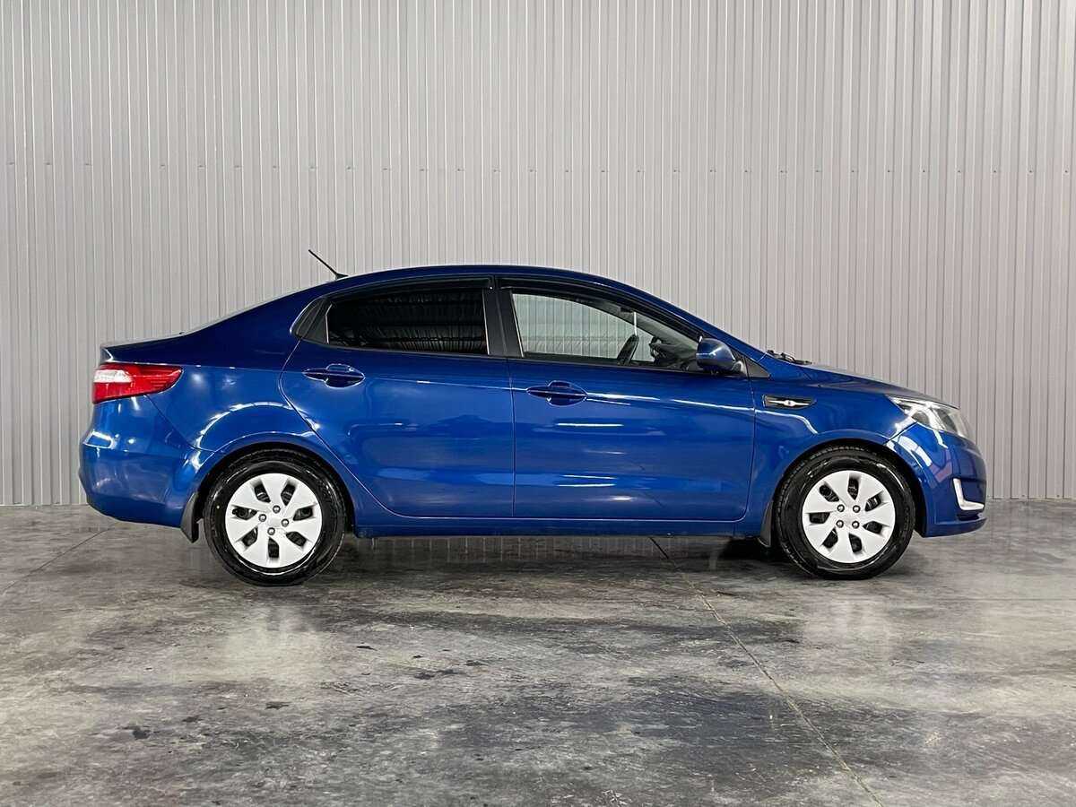 Kia Rio 5-speed, 2013 - фото №4