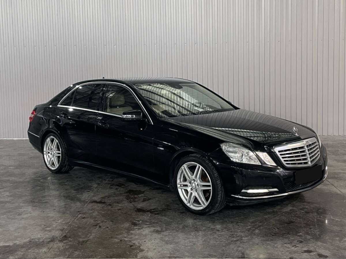 Mercedes-Benz E-Класс 200 7G-Tronic, 2012 - фото №2