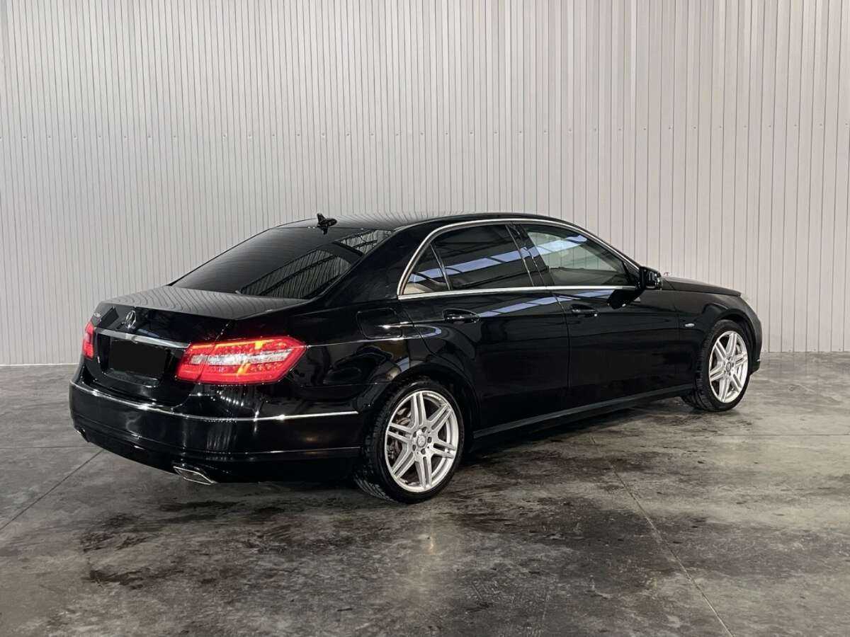 Mercedes-Benz E-Класс 200 7G-Tronic, 2012 - фото №4