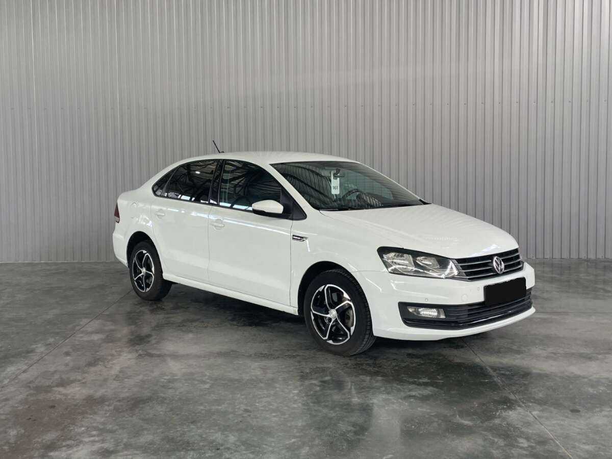 Volkswagen Polo, 2018 - фото №3