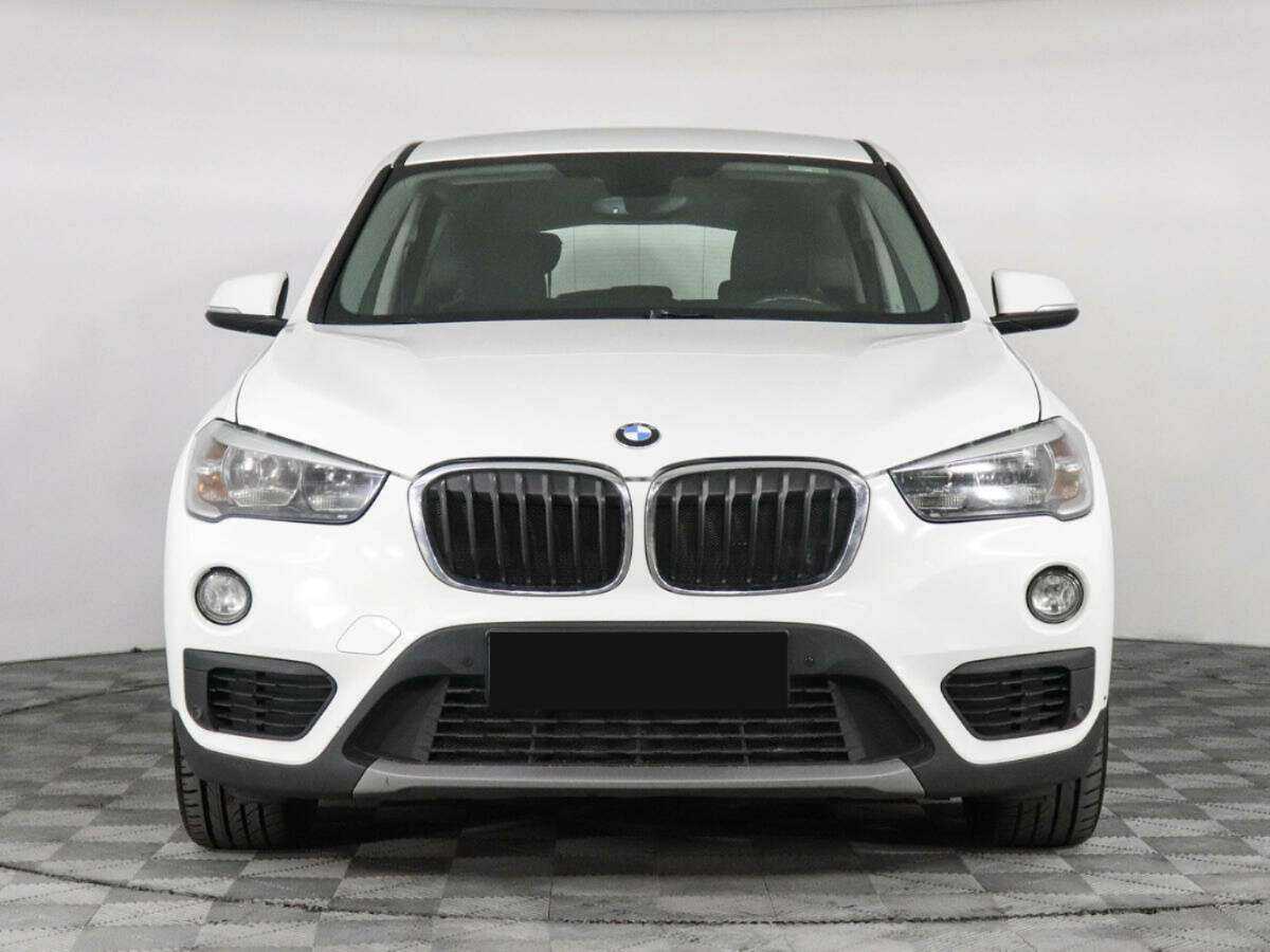 BMW X1 18i sDrive, 2017 - фото №3