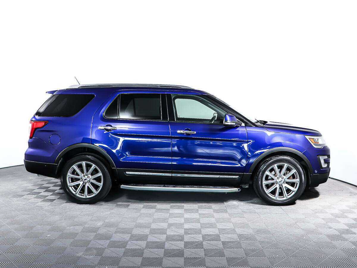 Ford Explorer, 2017 - фото №3