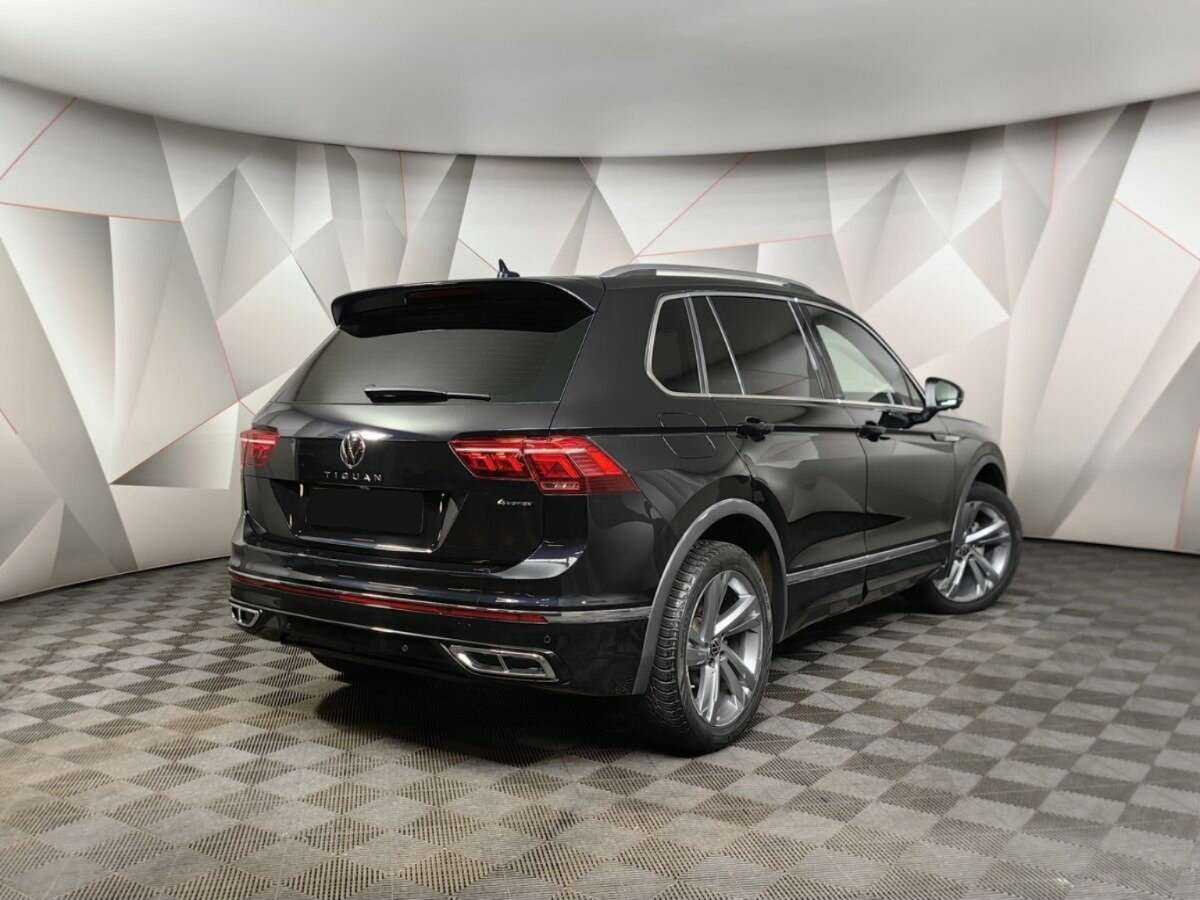 Volkswagen Tiguan, 2021 - фото №2