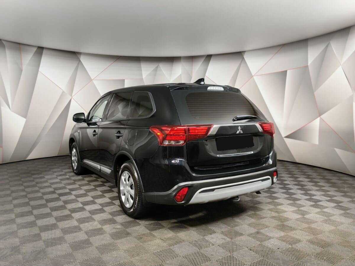 Mitsubishi Outlander, 2020 - фото №4