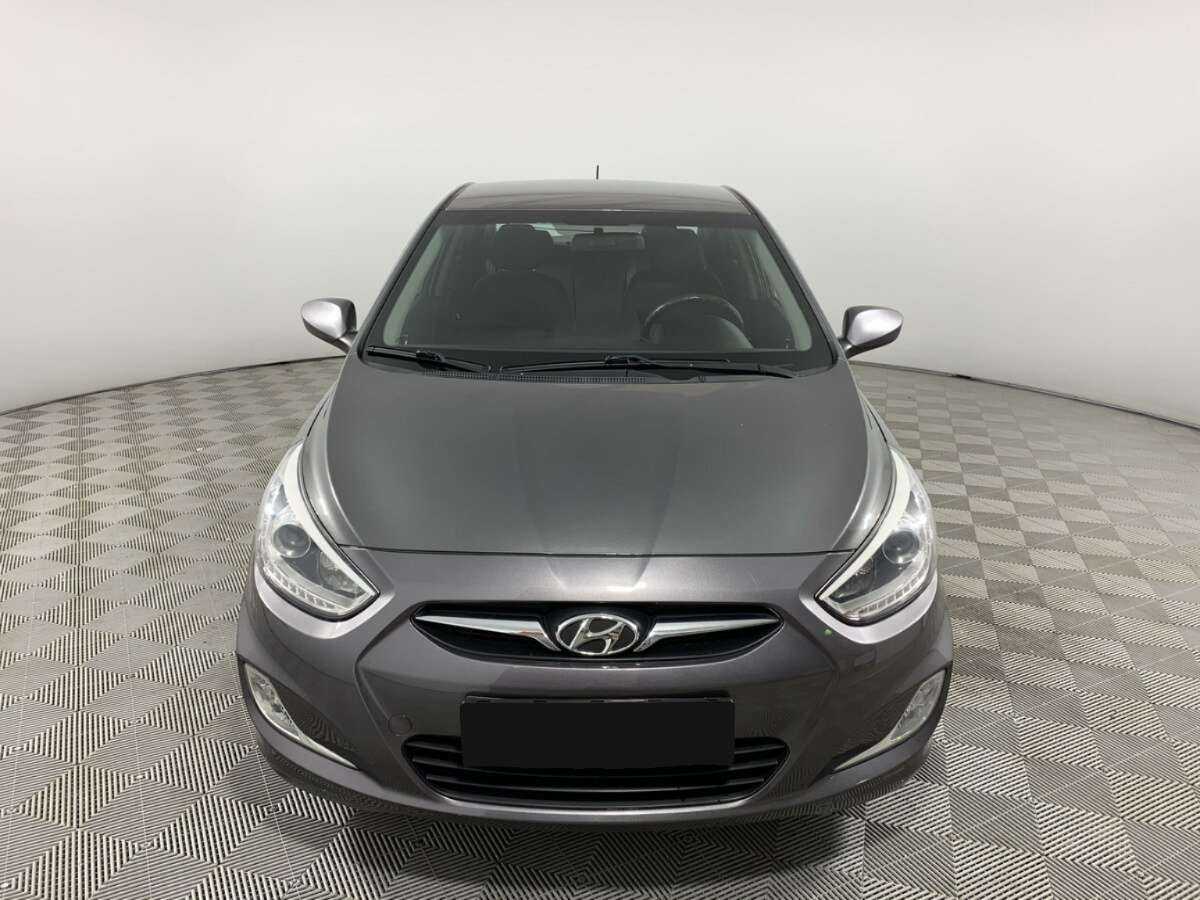 Hyundai Solaris, 2013 - фото №2