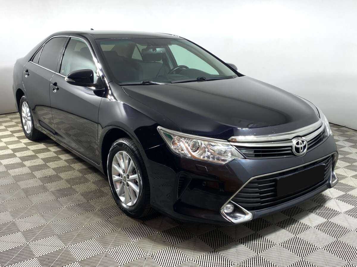 Toyota Camry, 2017 - фото №2