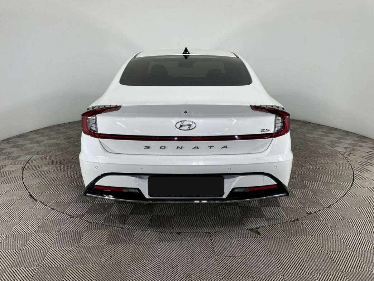 Hyundai Sonata, 2019 - фото №3