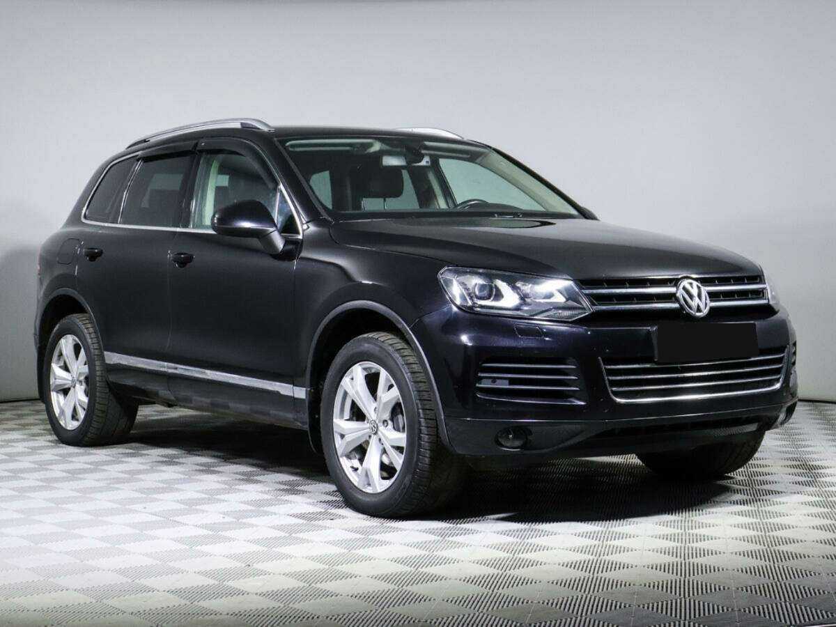 Volkswagen Touareg, 2012 - фото №3