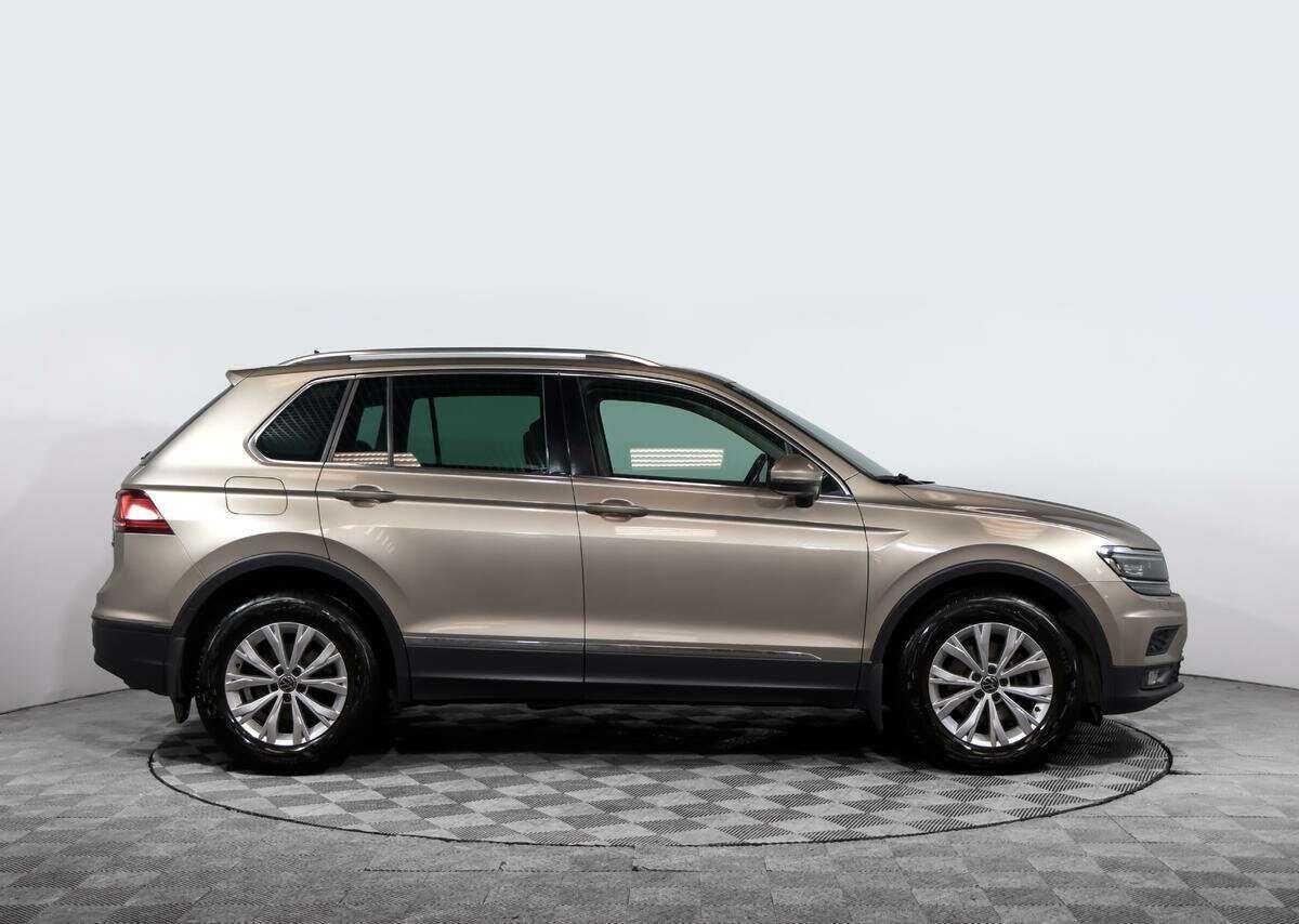 Volkswagen Tiguan, 2017 - фото №3