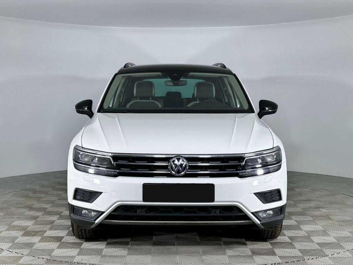 Volkswagen Tiguan, 2019 - фото №3