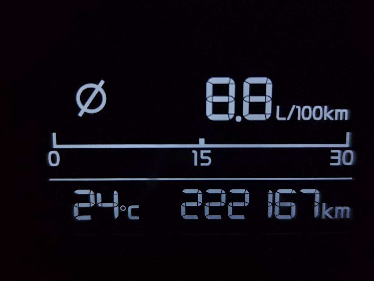 Kia Rio X-Line, 2018 - фото №3