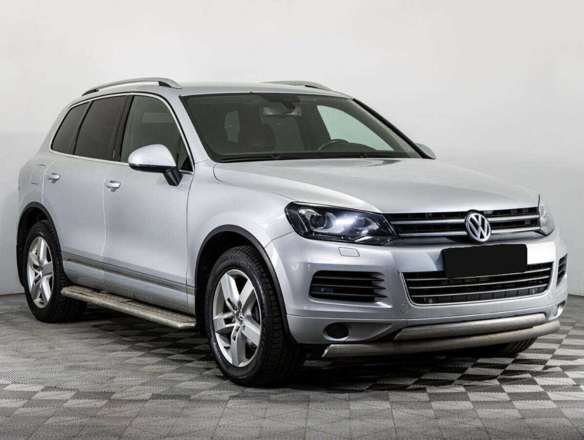 Volkswagen Touareg, 2012 - фото №3