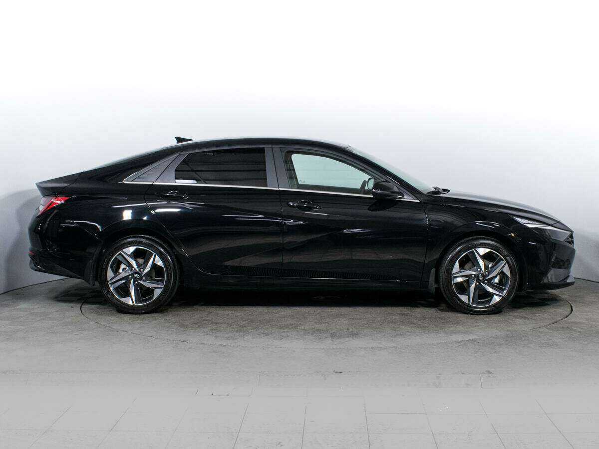 Hyundai Elantra, 2023 - фото №4