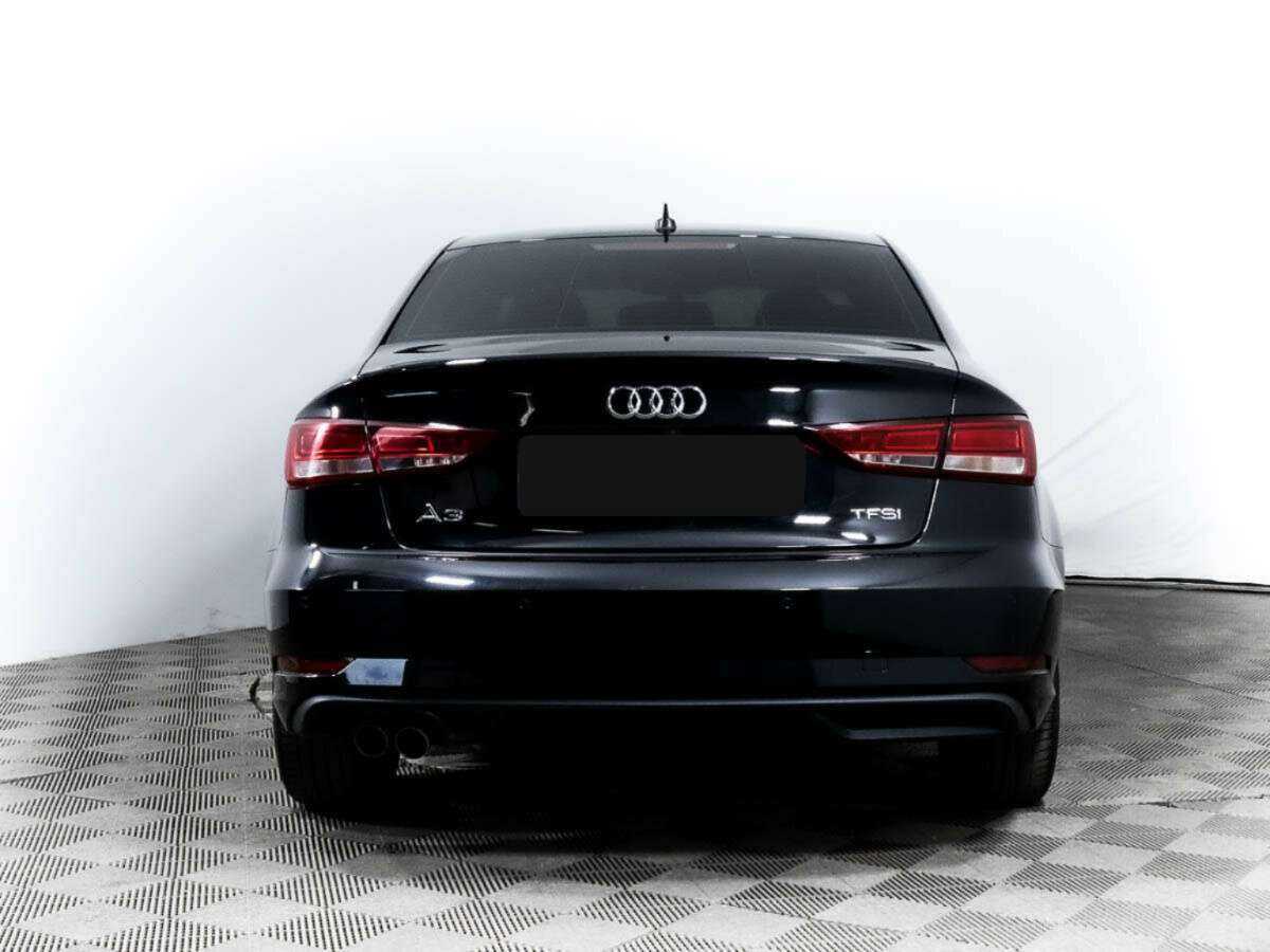 Audi A3, 2018 - фото №4