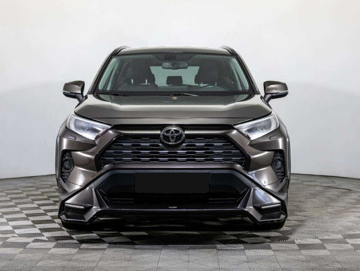 Toyota RAV4, 2021 - фото №2