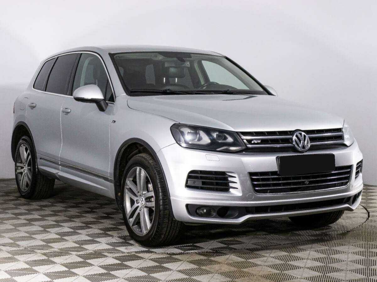 Volkswagen Touareg, 2012 - фото №3
