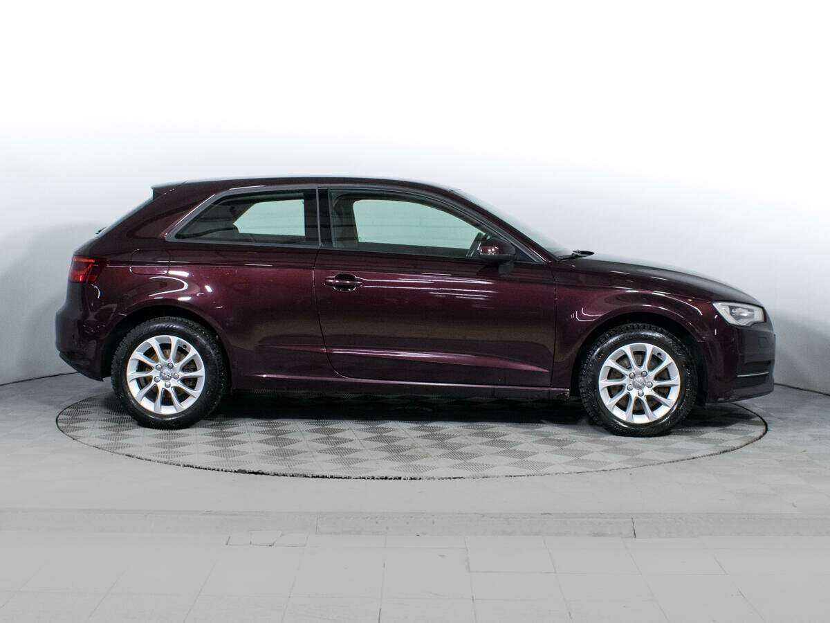 Audi A3, 2012 - фото №4
