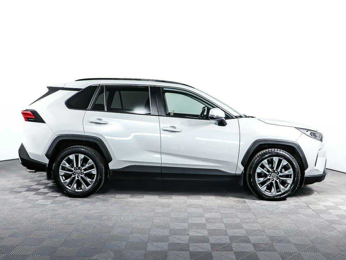 Toyota RAV4, 2021 - фото №4