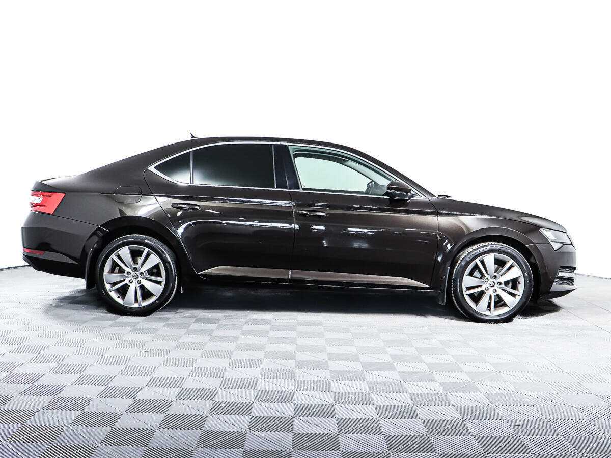 Skoda Superb, 2021 - фото №4