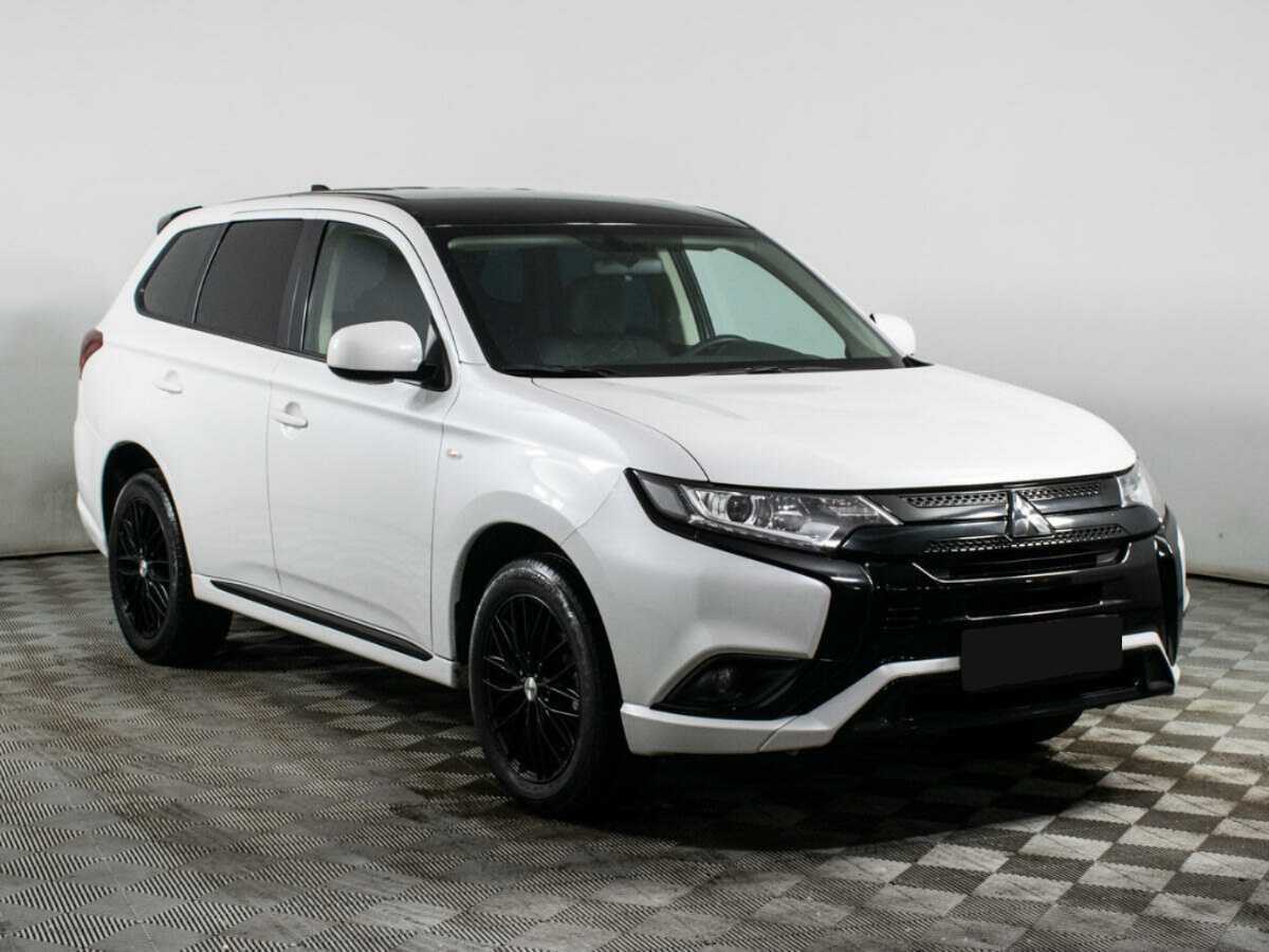 Mitsubishi Outlander, 2022 - фото №3