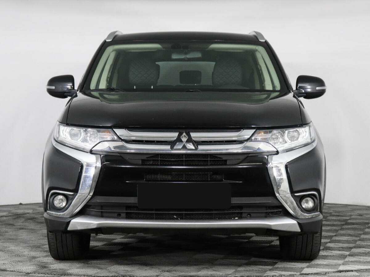 Mitsubishi Outlander, 2018 - фото №2