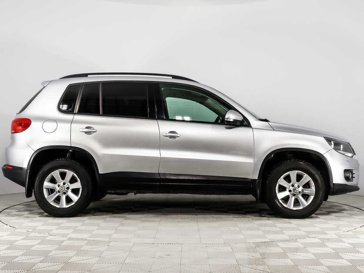 Volkswagen Tiguan, 2012 - фото №4