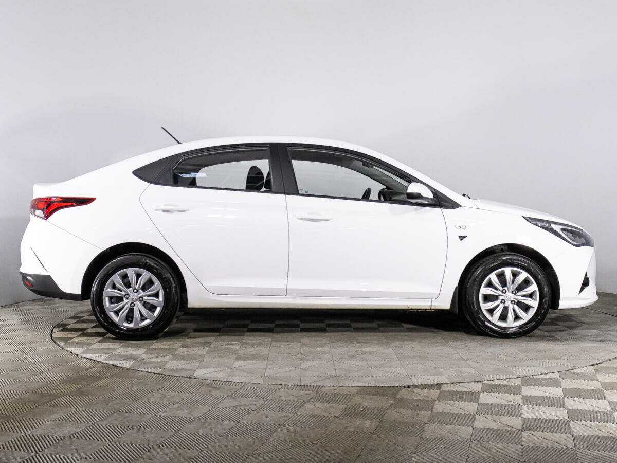 Hyundai Solaris, 2021 - фото №4