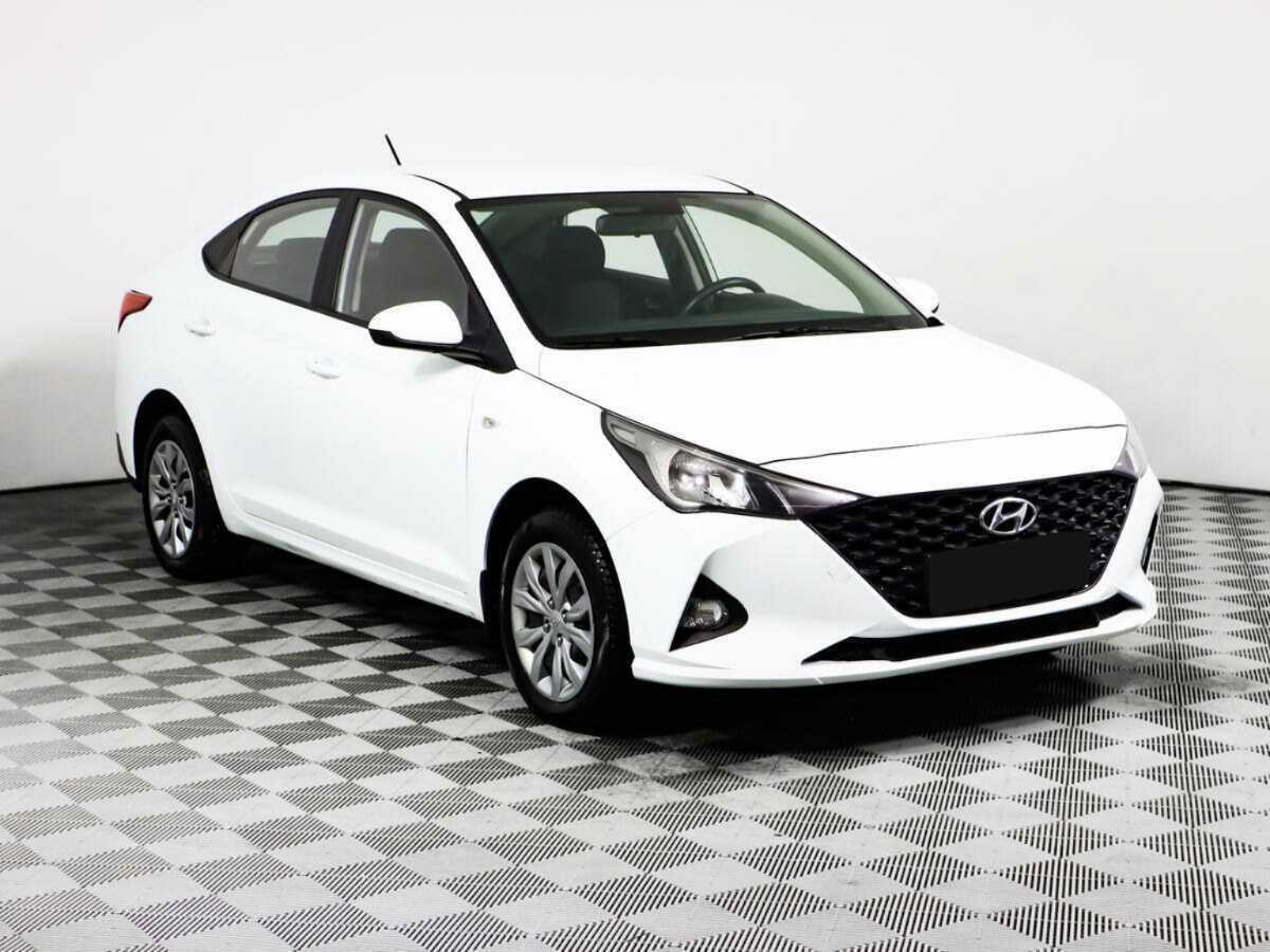 Hyundai Solaris, 2020 - фото №3