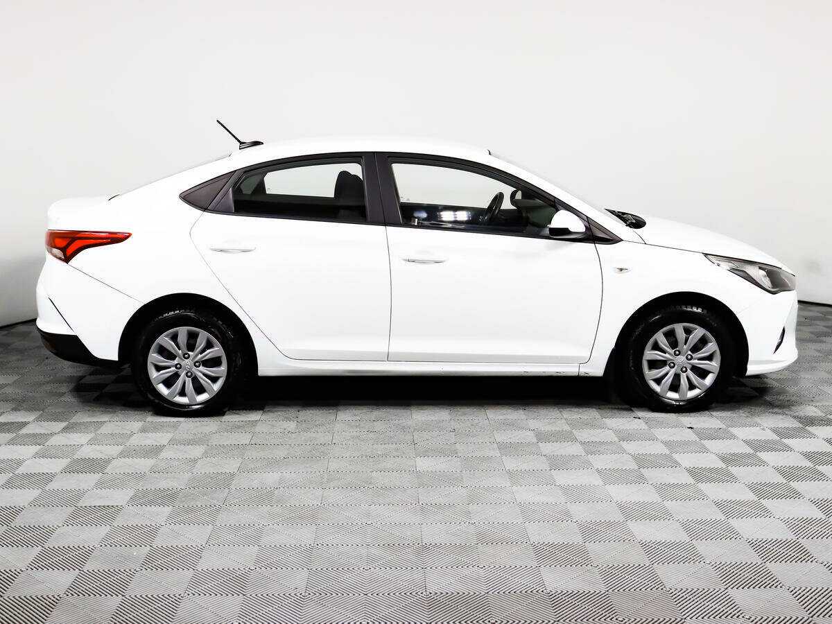 Hyundai Solaris, 2020 - фото №4