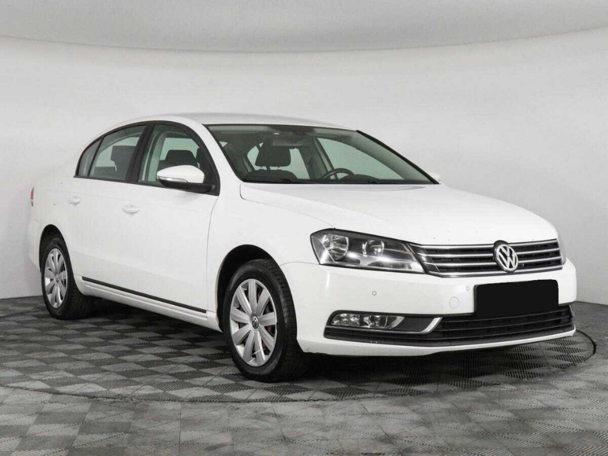 Volkswagen Passat, 2014 - фото №3