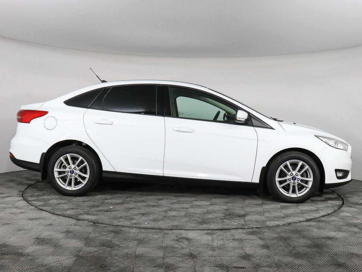 Ford Focus, 2019 - фото №4
