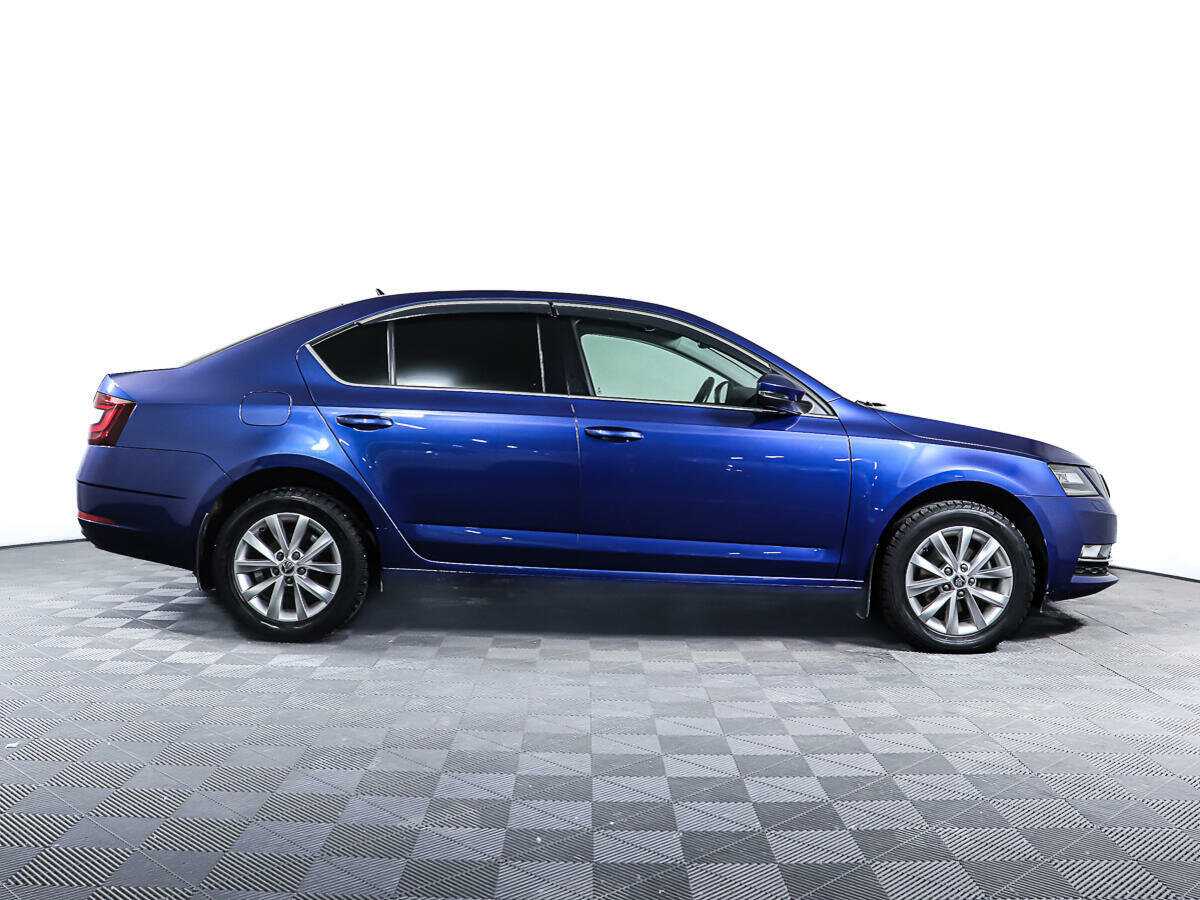 Skoda Octavia, 2018 - фото №4
