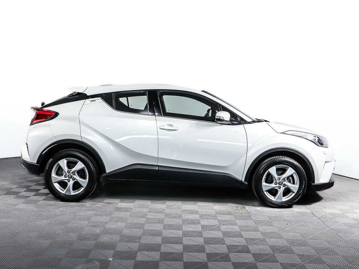 Toyota C-HR, 2018 - фото №4