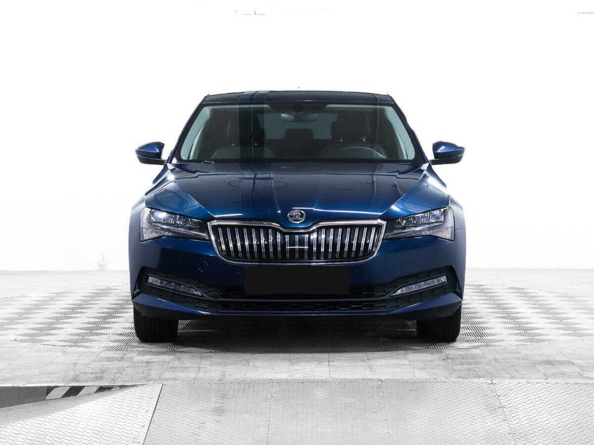 Skoda Superb, 2021 - фото №2