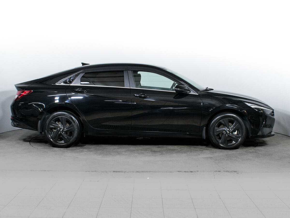Hyundai Elantra, 2020 - фото №4