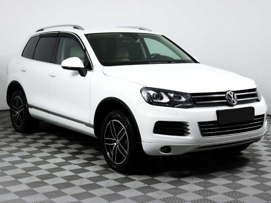 Volkswagen Touareg, 2012 - фото №3