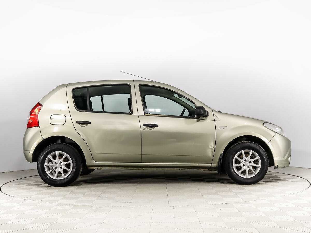 Renault Sandero, 2013 - фото №4