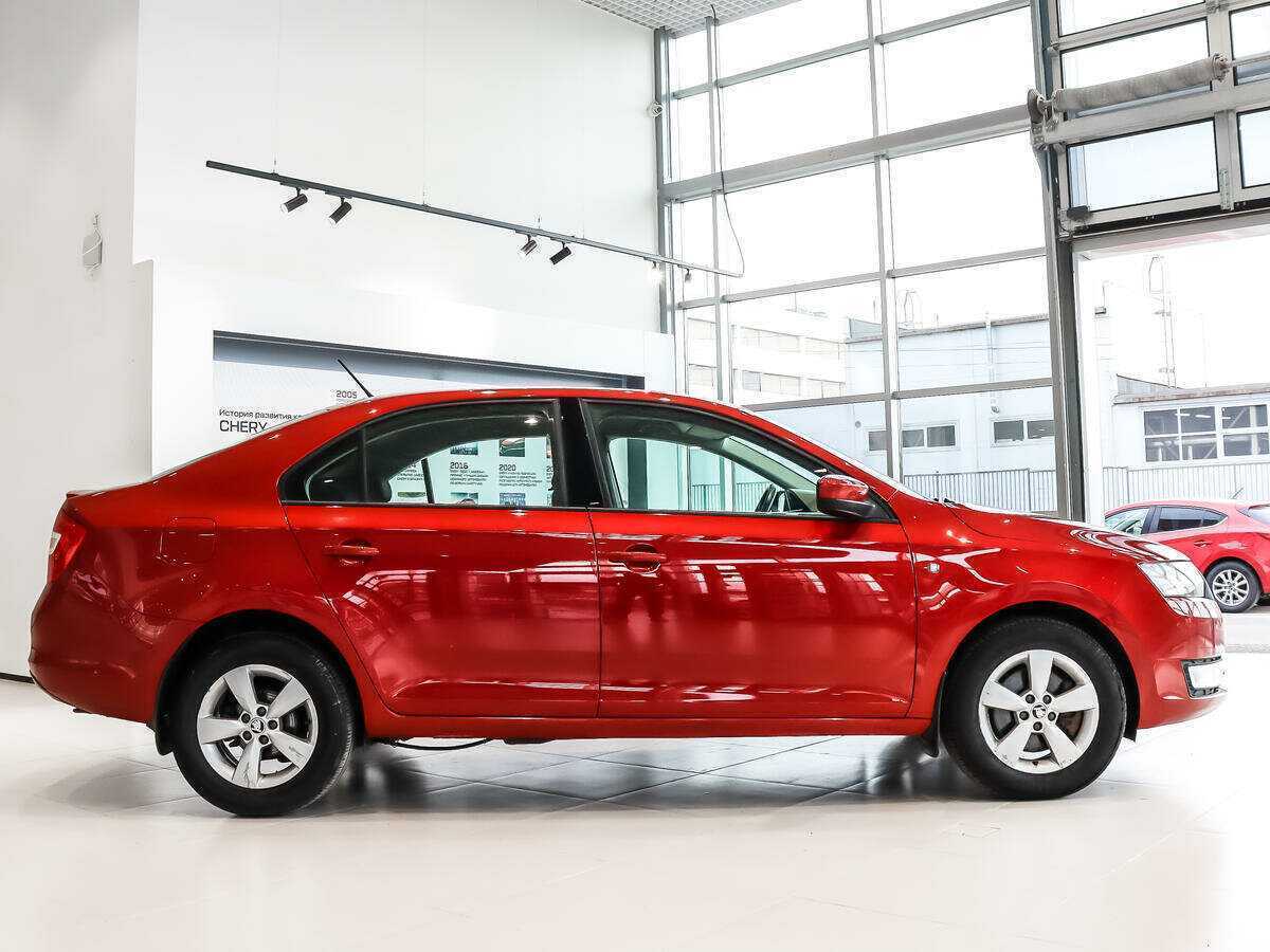 Skoda Rapid, 2014 - фото №4