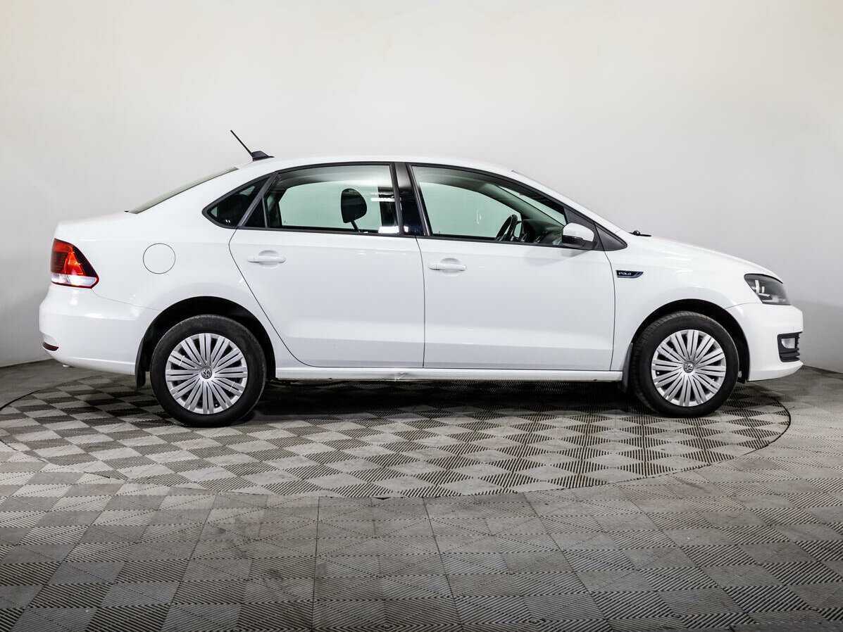 Volkswagen Polo, 2018 - фото №4