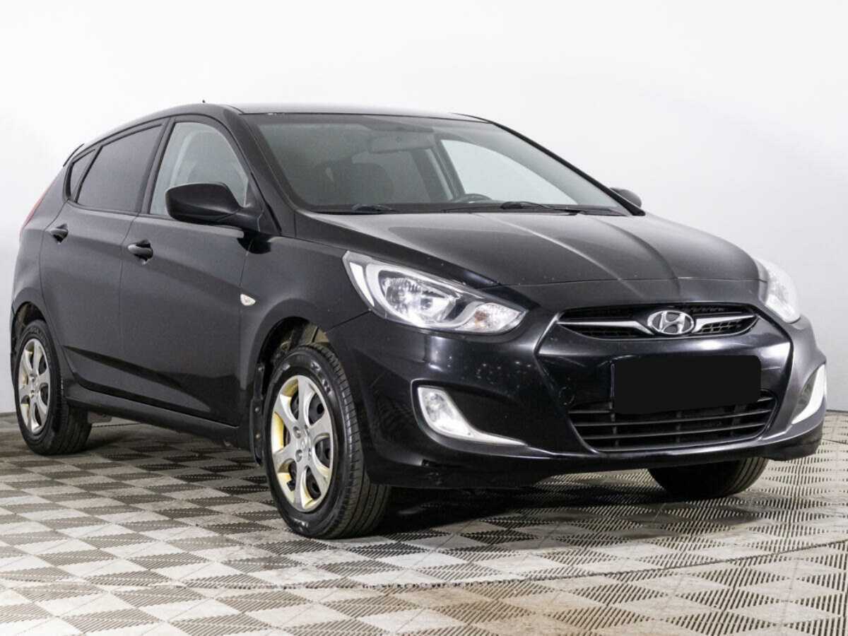 Hyundai Solaris, 2012 - фото №3