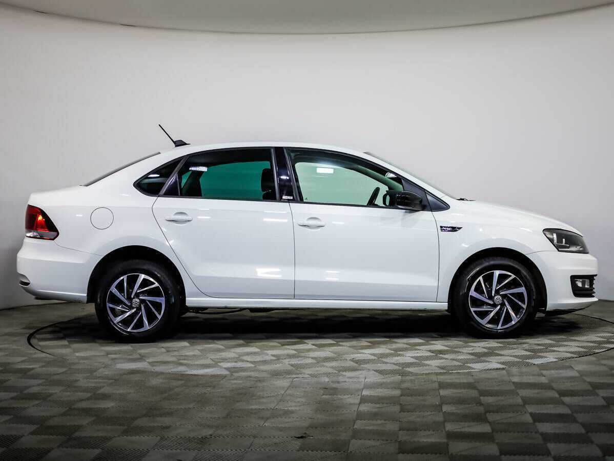 Volkswagen Polo, 2017 - фото №3