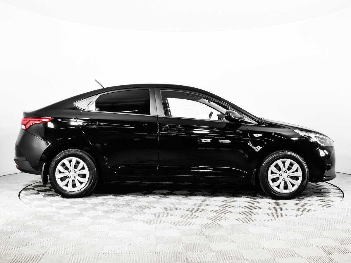 Hyundai Solaris, 2022 - фото №4