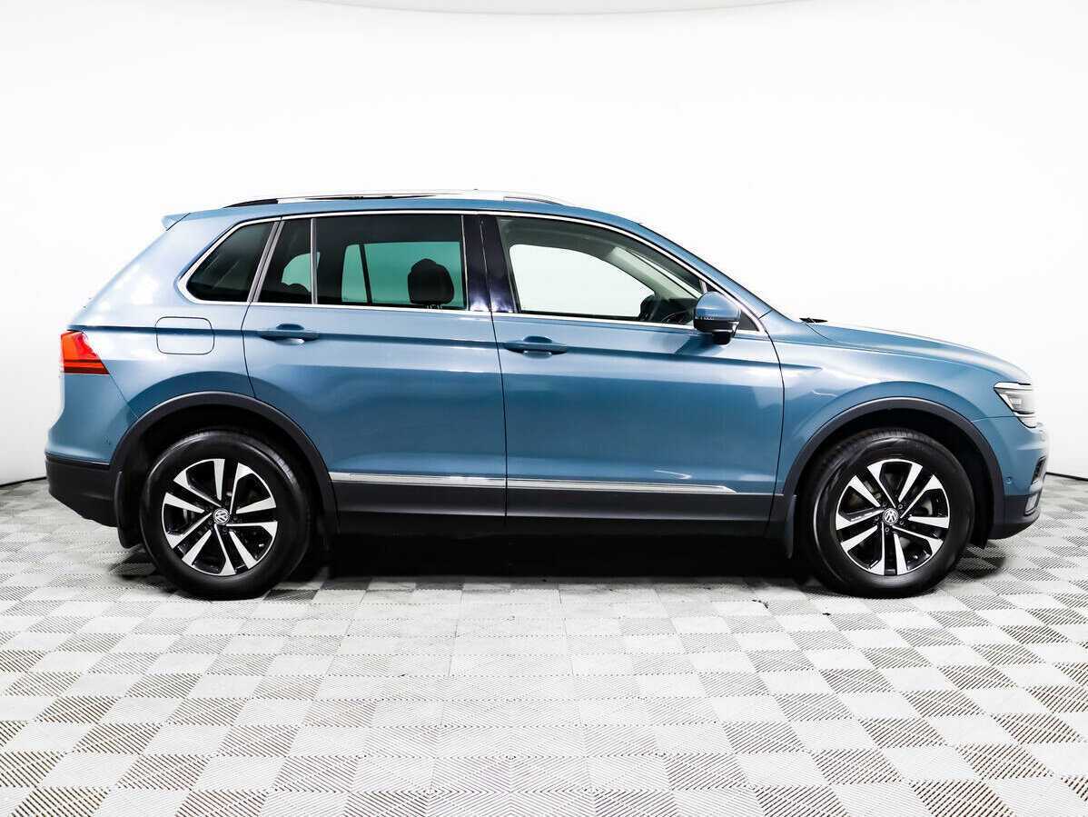 Volkswagen Tiguan, 2019 - фото №3