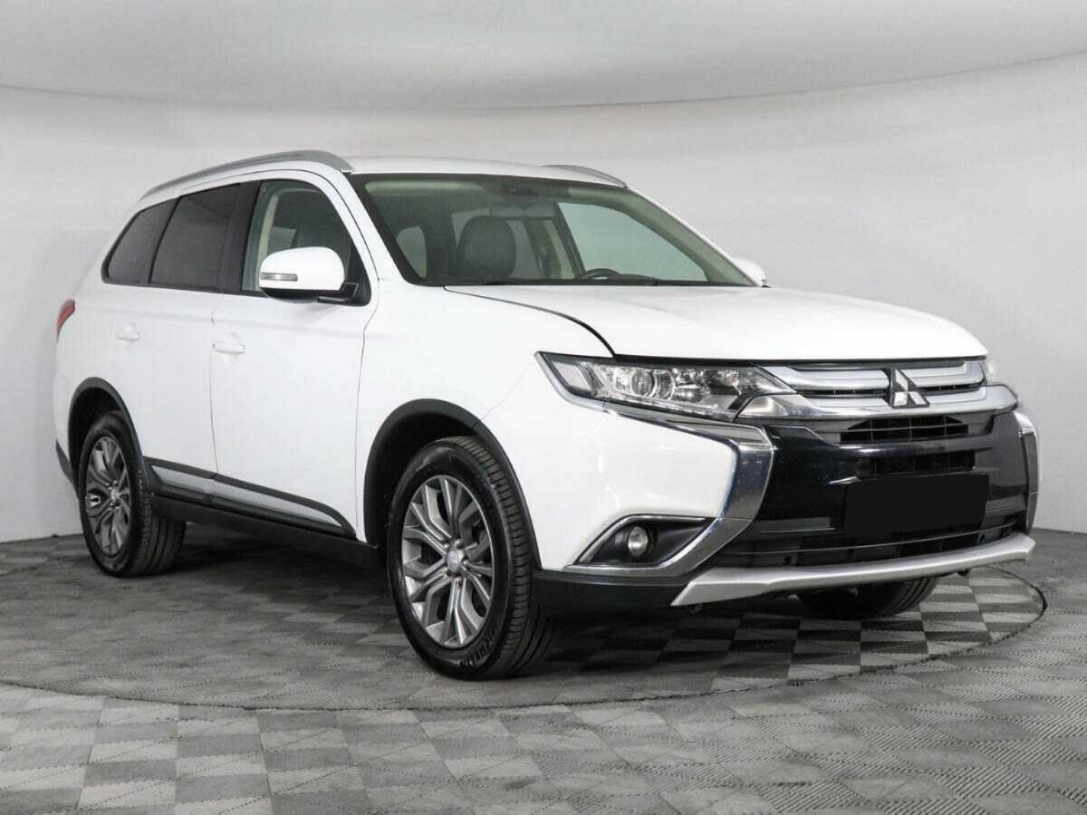 Mitsubishi Outlander, 2015 - фото №3