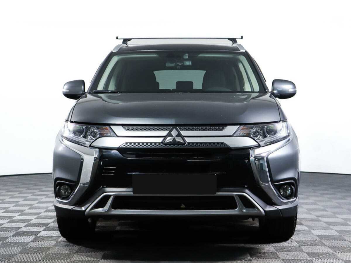 Mitsubishi Outlander, 2020 - фото №2